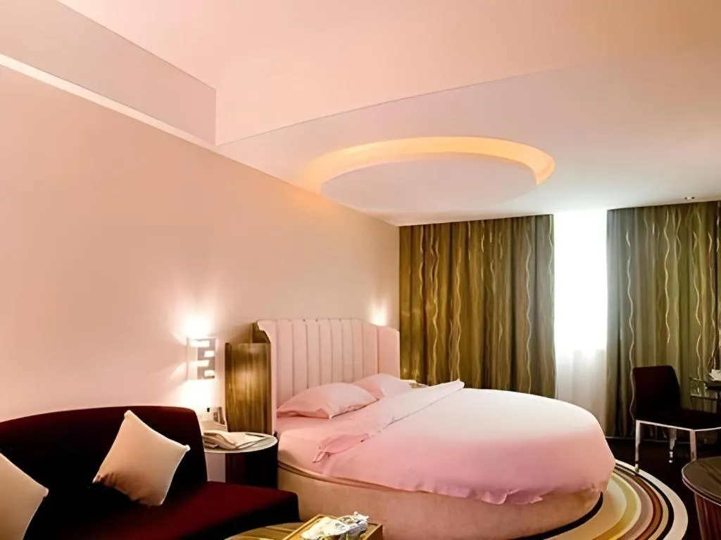 Bed in Orient Sunseed Hotel Airport Branch