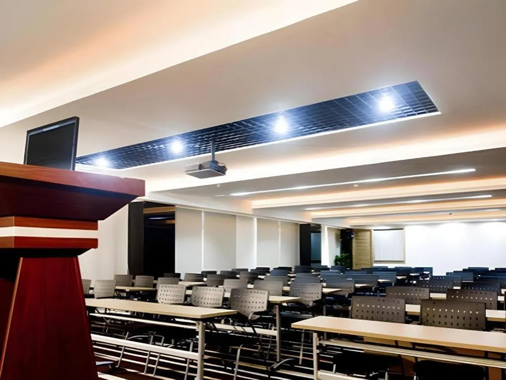 Orient Sunseed Hotel Airport Branch