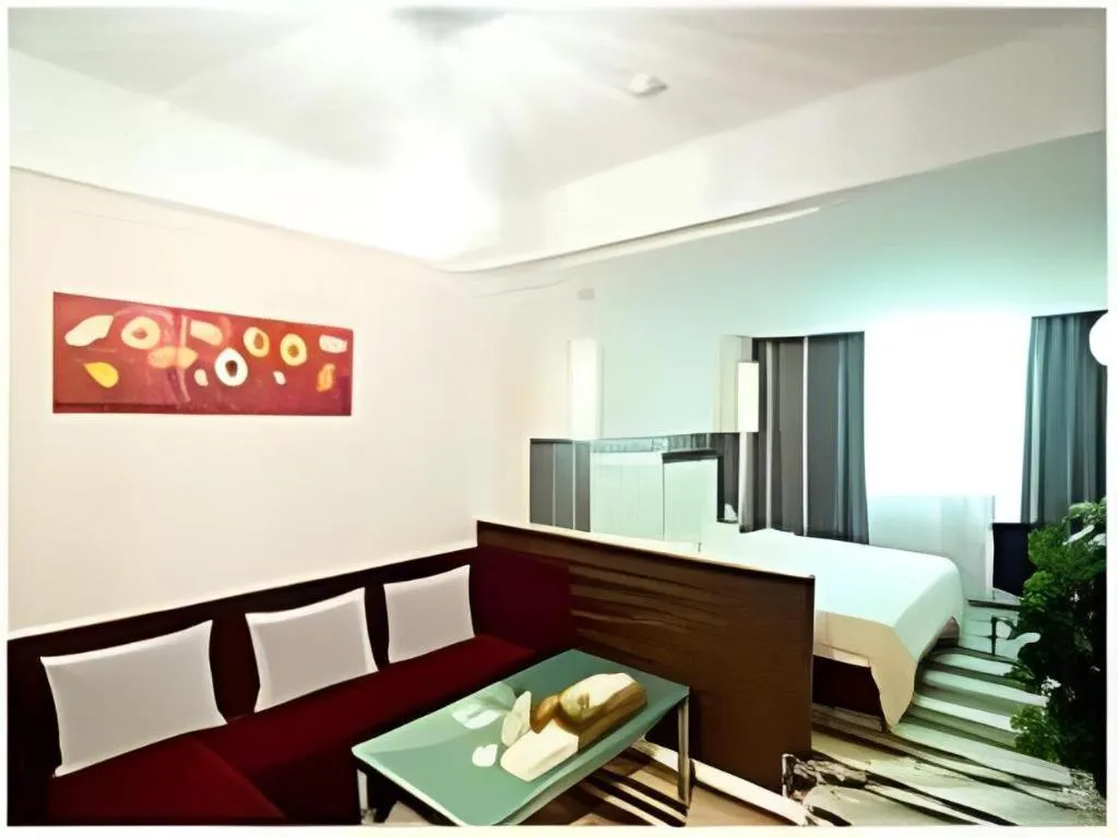 Bed in Orient Sunseed Hotel Airport Branch