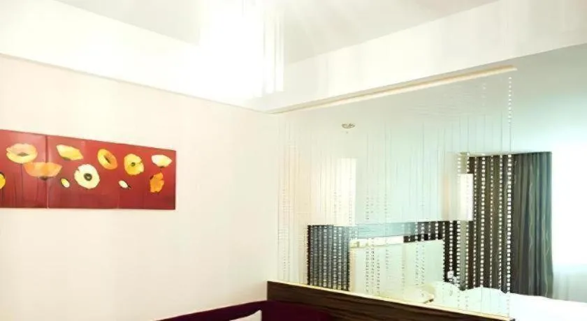 Bed in Orient Sunseed Hotel Airport Branch