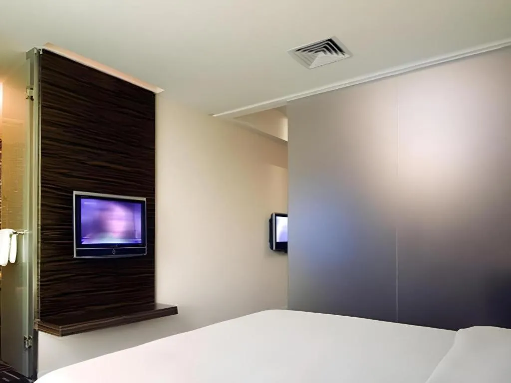 Bed in Orient Sunseed Hotel Airport Branch