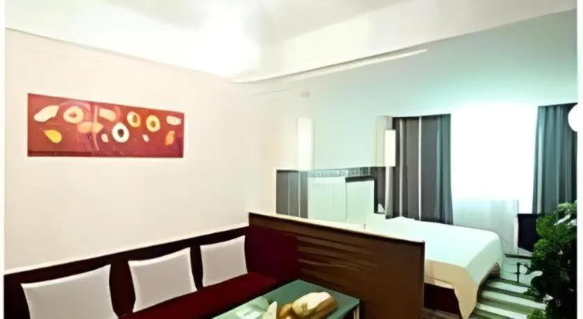 Bed in Orient Sunseed Hotel Airport Branch