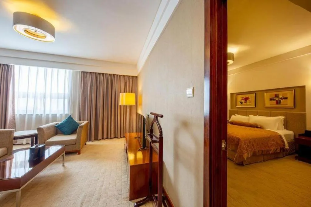 Bed in Jinan Blue Horizon Hotel Shizhong