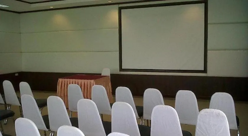 Kasem Garden Hotel Surin