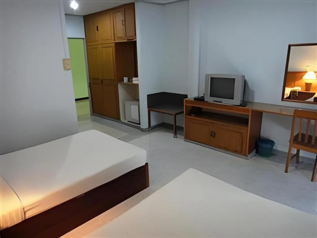 Bed in Kasem Garden Hotel Surin