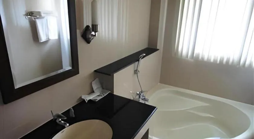 Kasem Garden Hotel Surin