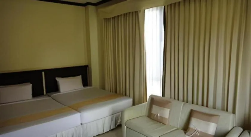 Bed in Kasem Garden Hotel Surin