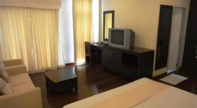 Bed in Kasem Garden Hotel Surin