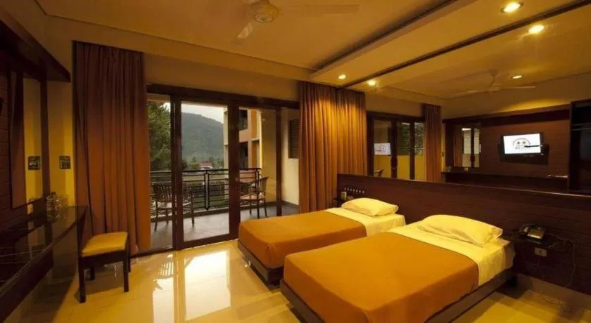 Bed in Hotel Bintang Tawangmangu