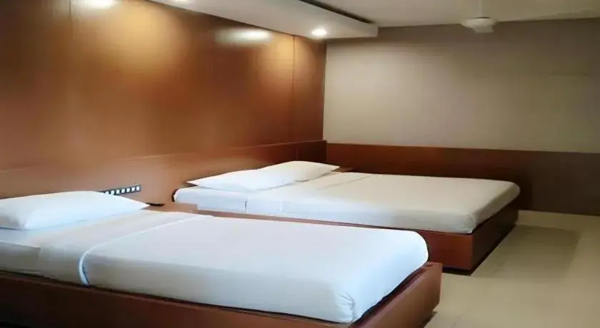 Bed in Hotel Bintang Tawangmangu Bed in Hotel Bintang Tawangmangu