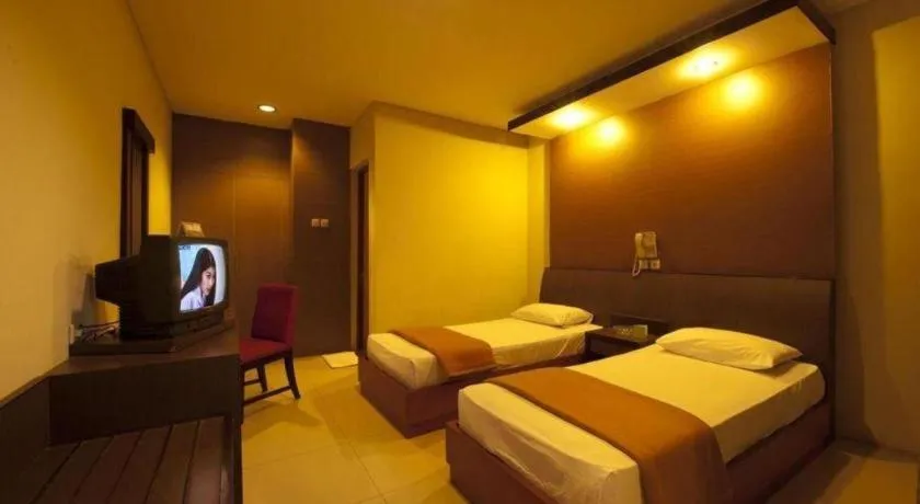 Bed in Hotel Bintang Tawangmangu