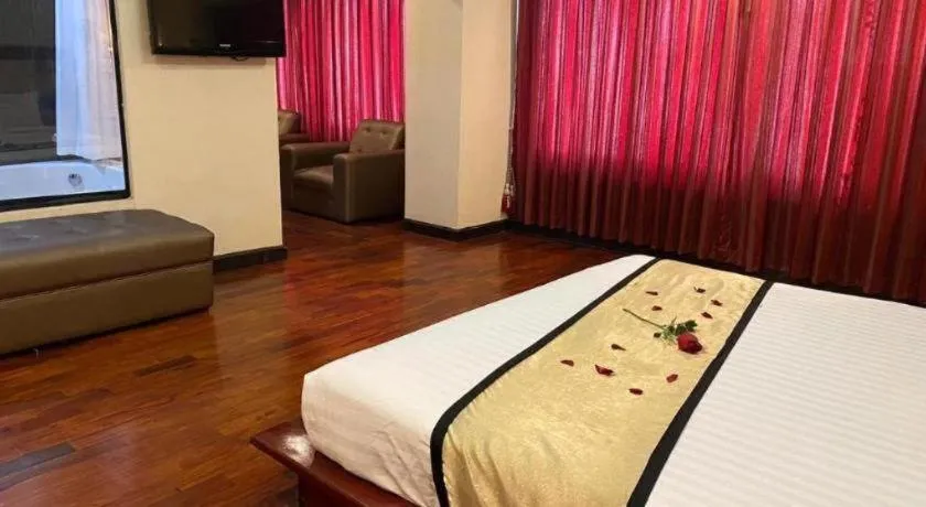 Bed in Cheuang Vanavong 2