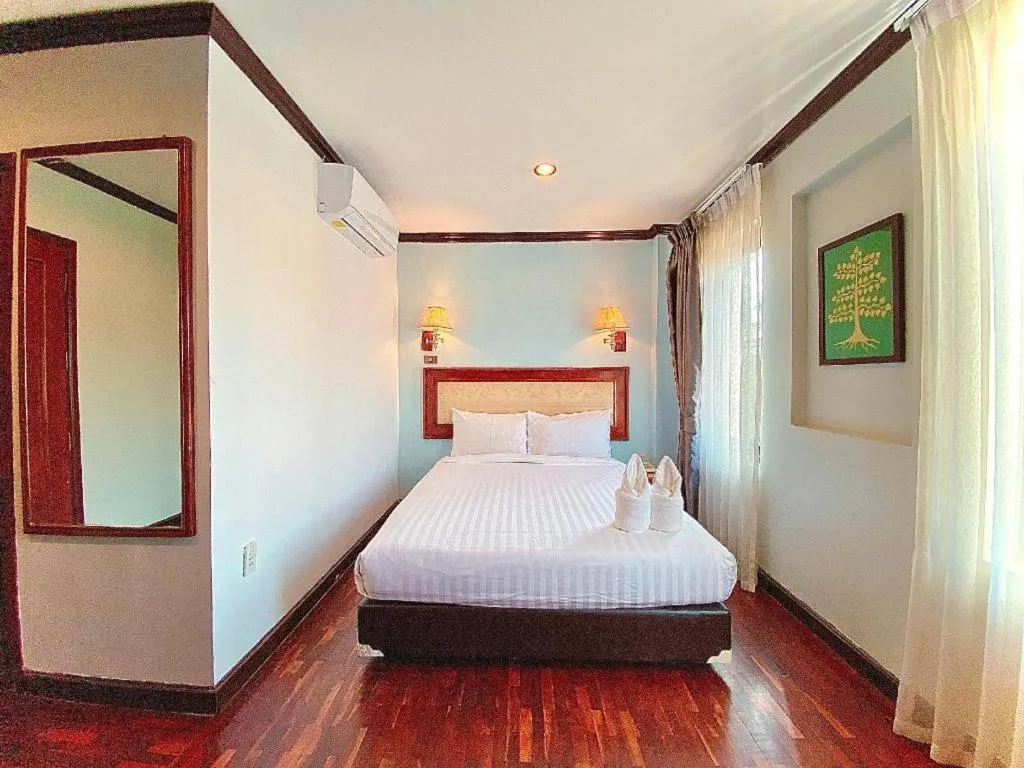Bed in Cheuang Vanavong 2