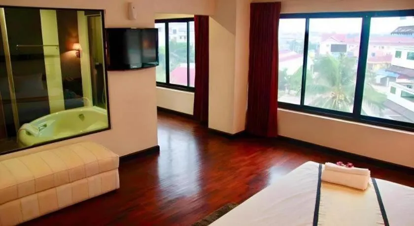 Bed in Cheuang Vanavong 2