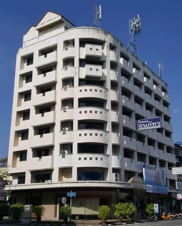 Tanaphat Hatyai Hotel