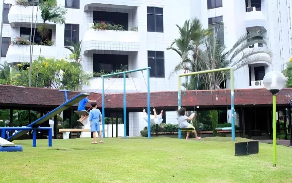 Danau Toba Hotel International