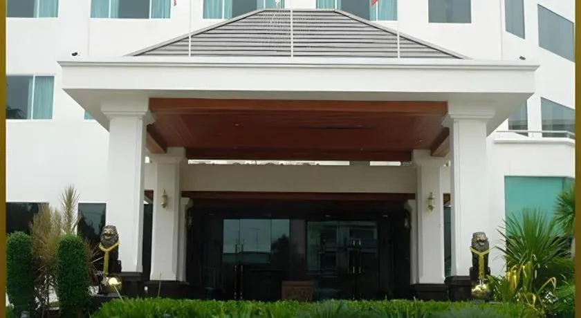 Sri U-Thong Grand Hotel