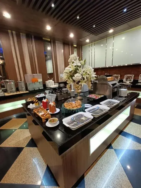 Sri U-Thong Grand Hotel Sri U-Thong Grand Hotel