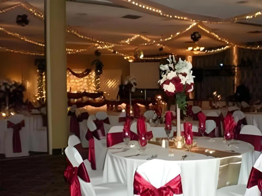 Magnuson Grand Conference Hotel