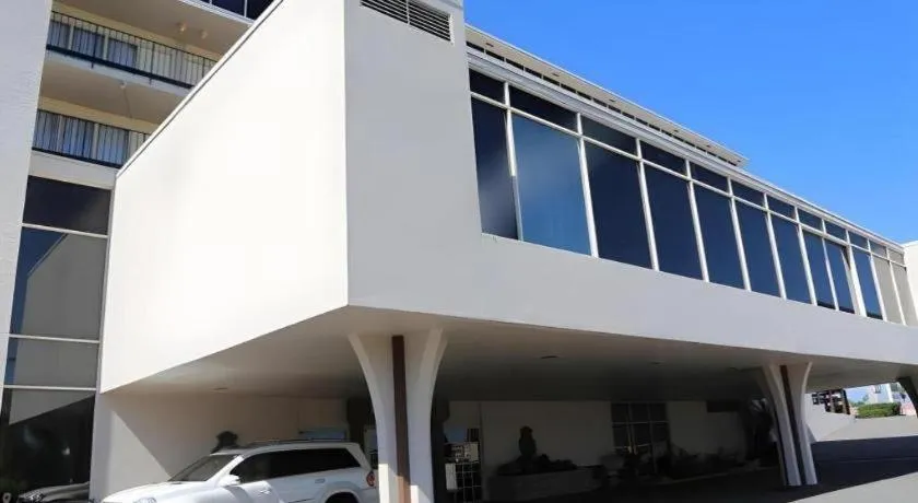 Magnuson Grand Conference Hotel