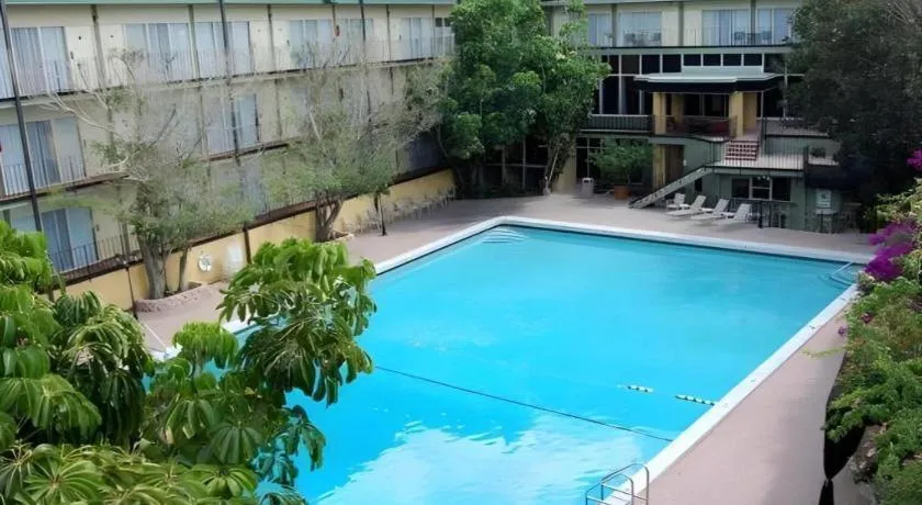 Magnuson Grand Conference Hotel