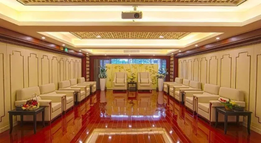 Nanhai Oil Hotel