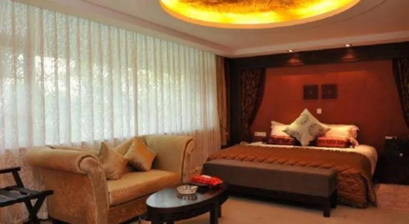 Bed in Nanhai Oil Hotel