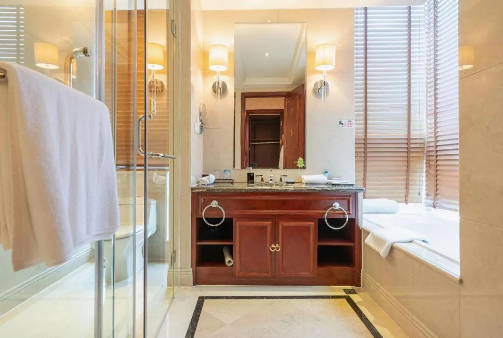 Jiande Peninsula Kaihao Hotel