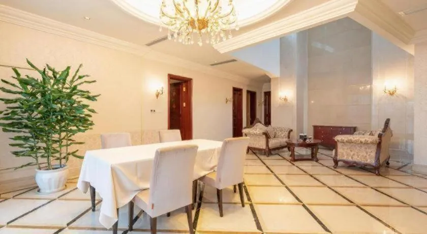 Jiande Peninsula Kaihao Hotel