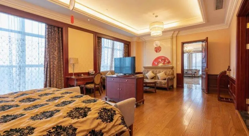 Bed in Jiande Peninsula Kaihao Hotel