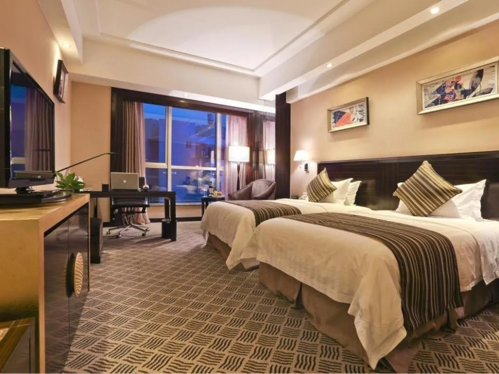 Bed in Jiande Peninsula Kaihao Hotel