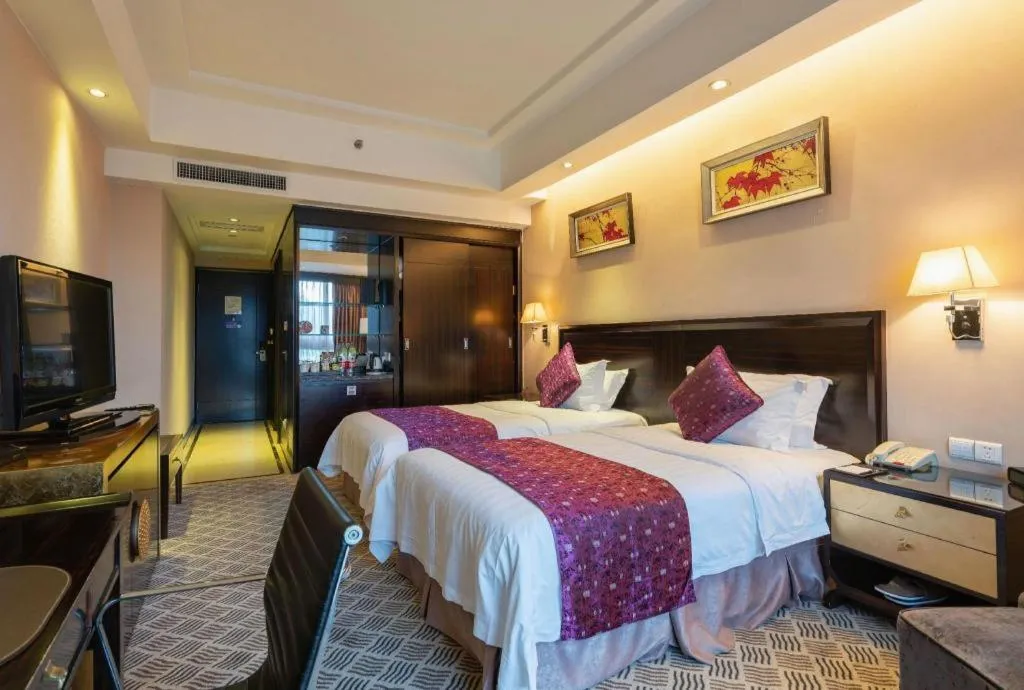 Bed in Jiande Peninsula Kaihao Hotel