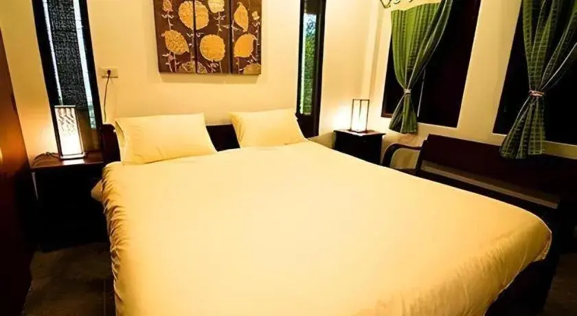 Bed in Monn Phu Phrai Bed in Monn Phu Phrai