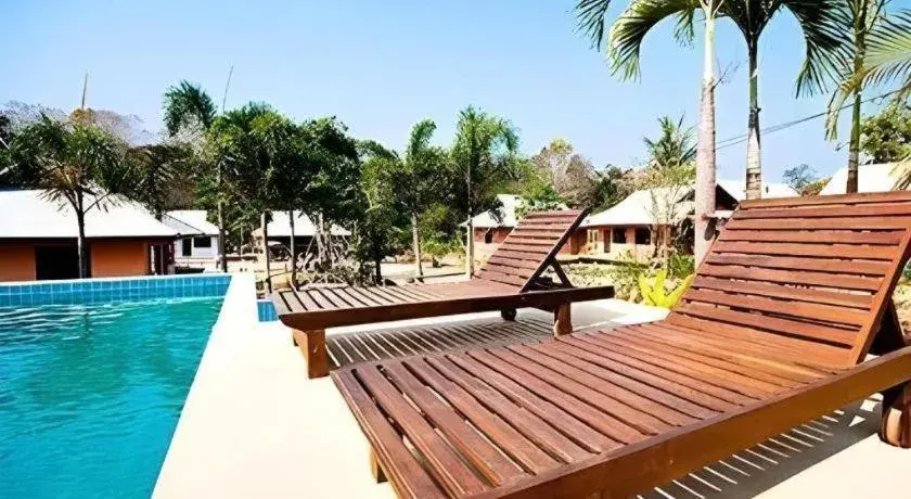 Monn Phu Phrai Monn Phu Phrai