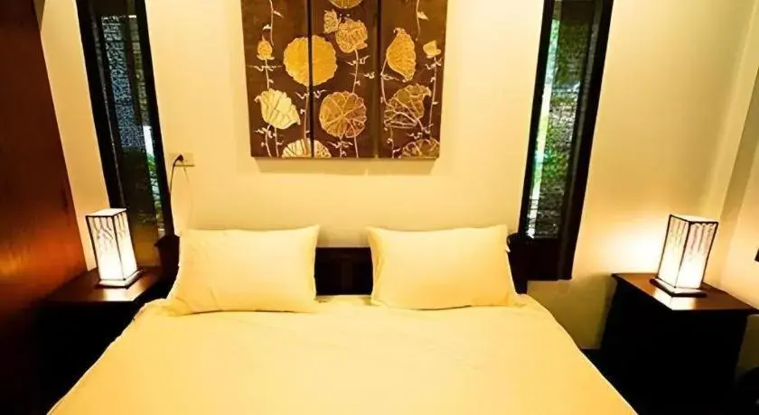 Bed in Monn Phu Phrai Bed in Monn Phu Phrai