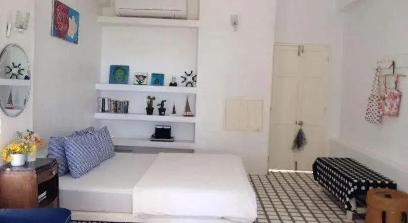 Bed in Brassiere Beach Hotel Bed in Brassiere Beach Hotel