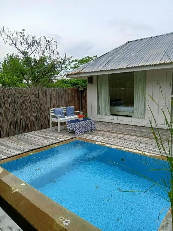 Brassiere Beach Hotel