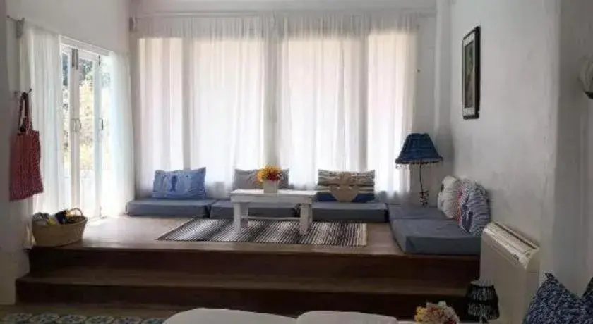 Bed in Brassiere Beach Hotel Bed in Brassiere Beach Hotel