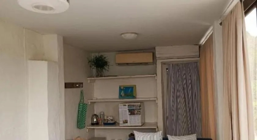 Brassiere Beach Hotel