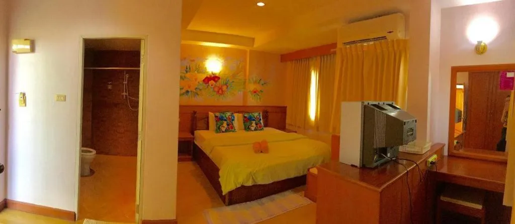 Bed in Loei Orchid Hotel