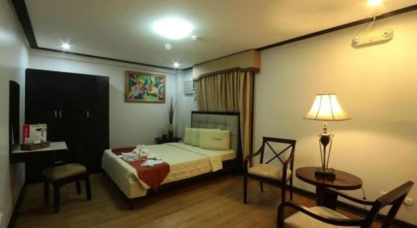 Bed in D' Leonor Hotel