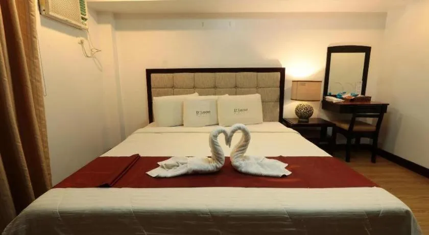 Bed in D' Leonor Hotel