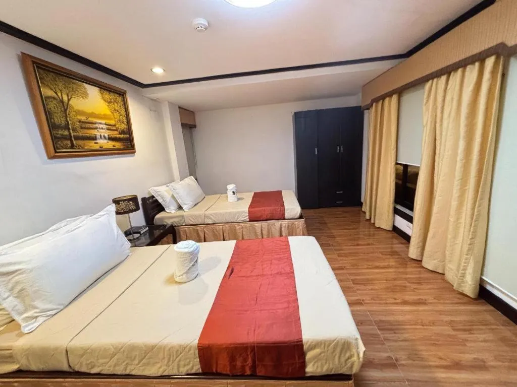 Bed in D' Leonor Hotel