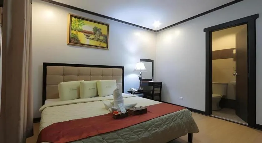 Bed in D' Leonor Hotel