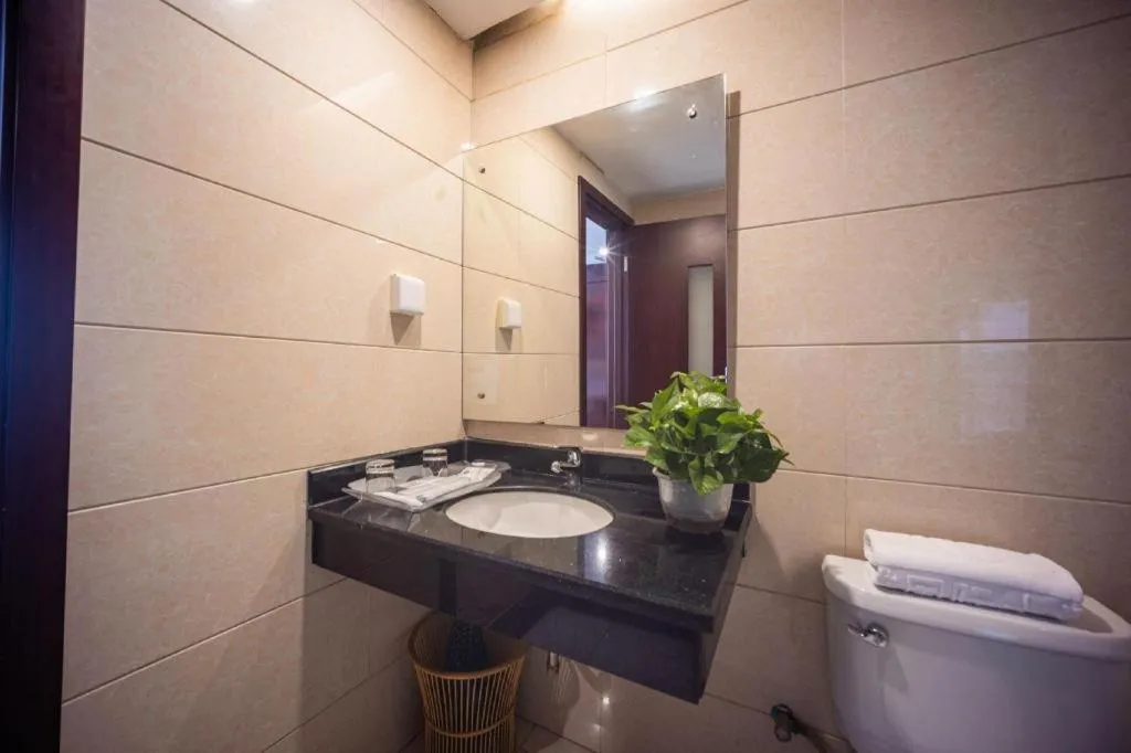 Wuhan Newport International Hotel