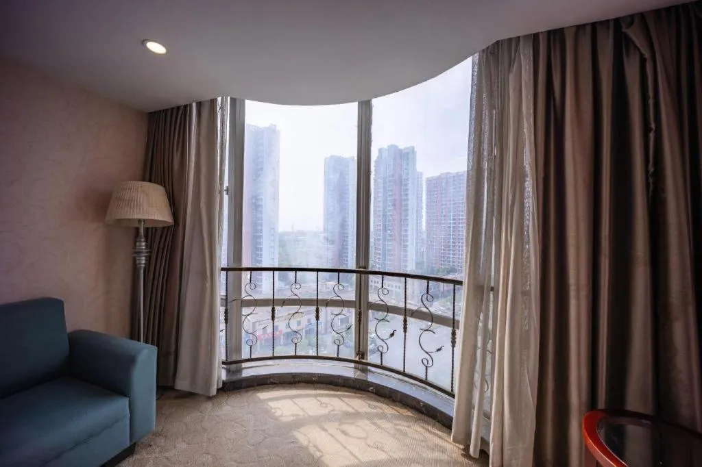 Wuhan Newport International Hotel