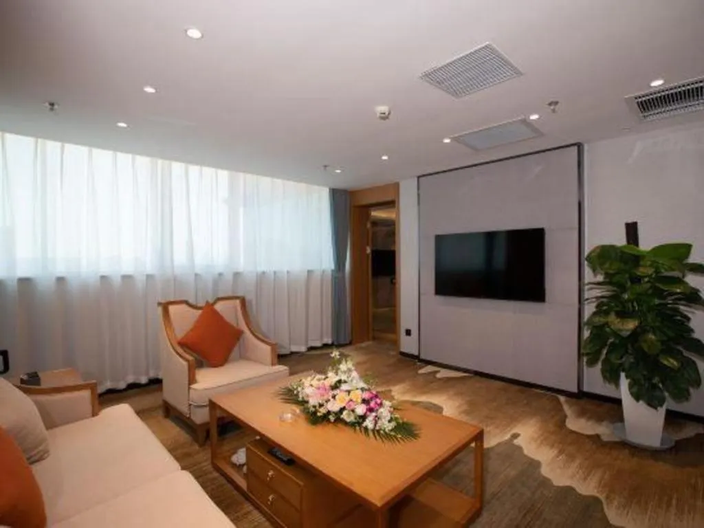 Kunming Greenlake View Hotel