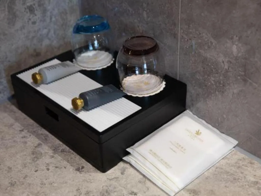 Kunming Greenlake View Hotel