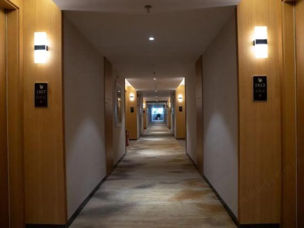 Kunming Greenlake View Hotel