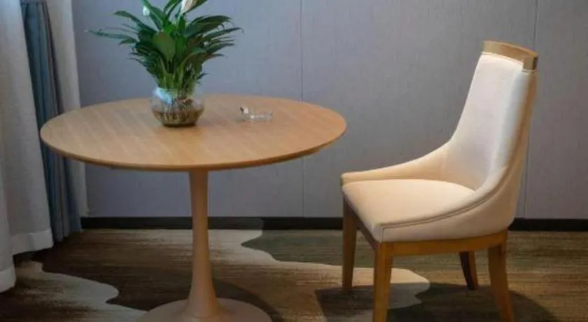 Kunming Greenlake View Hotel